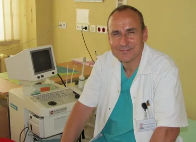 Dariusz Kujawski, Specjalista ginekolog-położnik